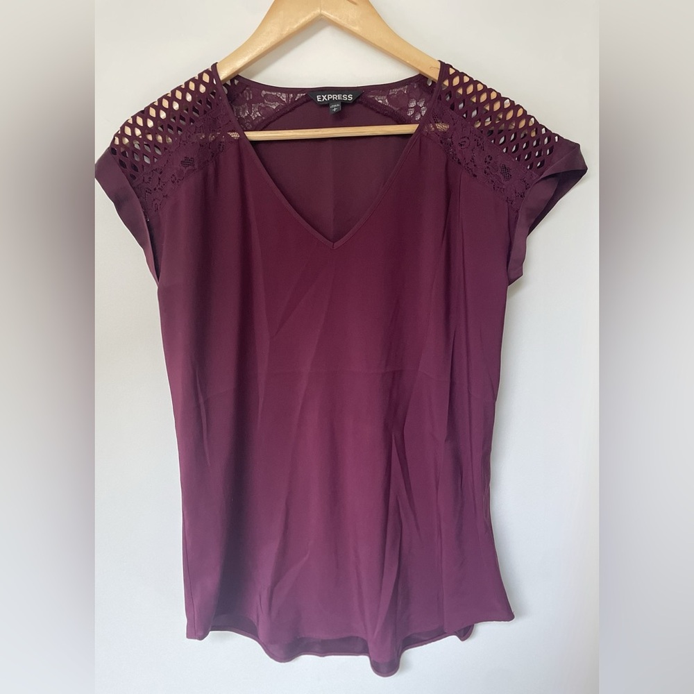 Express Blouse - size small